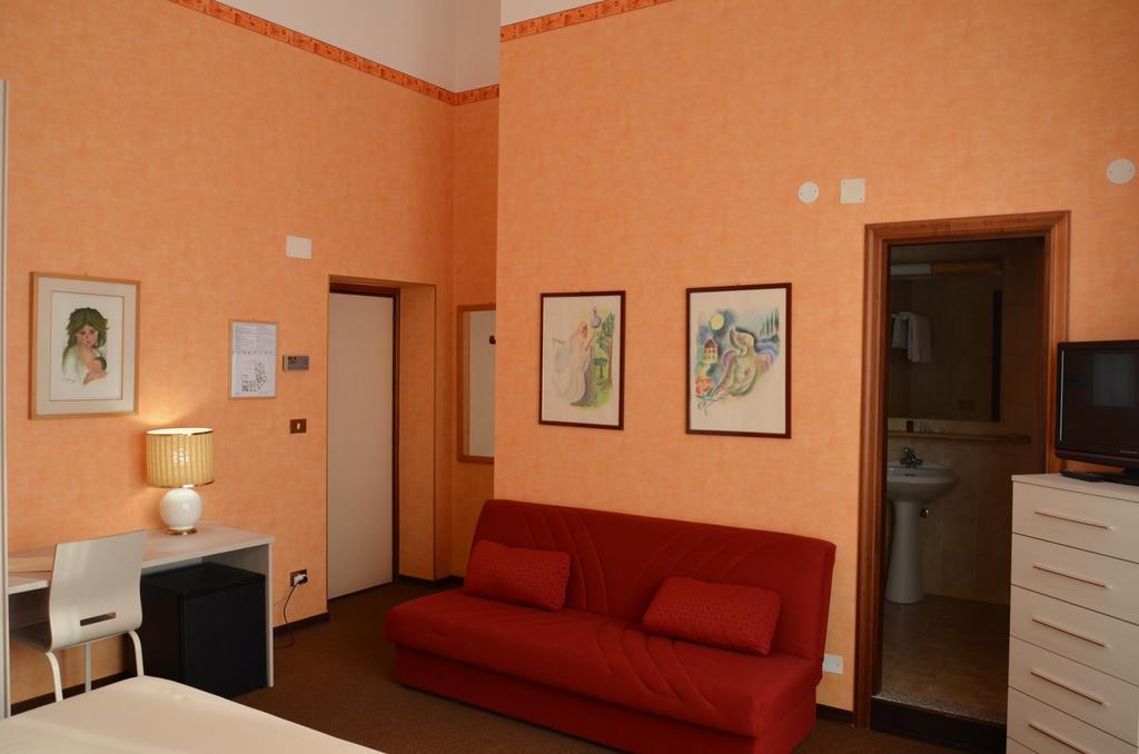 Hotel Corona Termoli Exterior photo